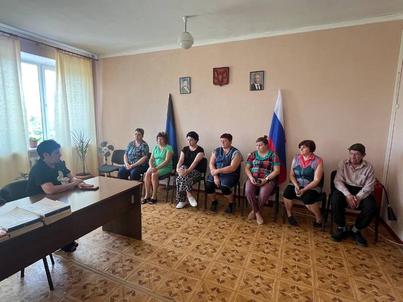 Встреча с жителями села Хомутово..