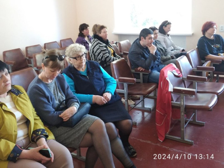 Встреча с жителями города Новоазовска. Встреча с жителями города Новоазовска.