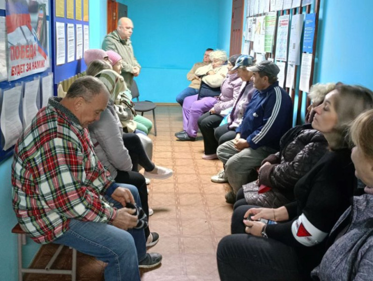 Встреча с жителями села Саханка. Встреча с жителями села Саханка.