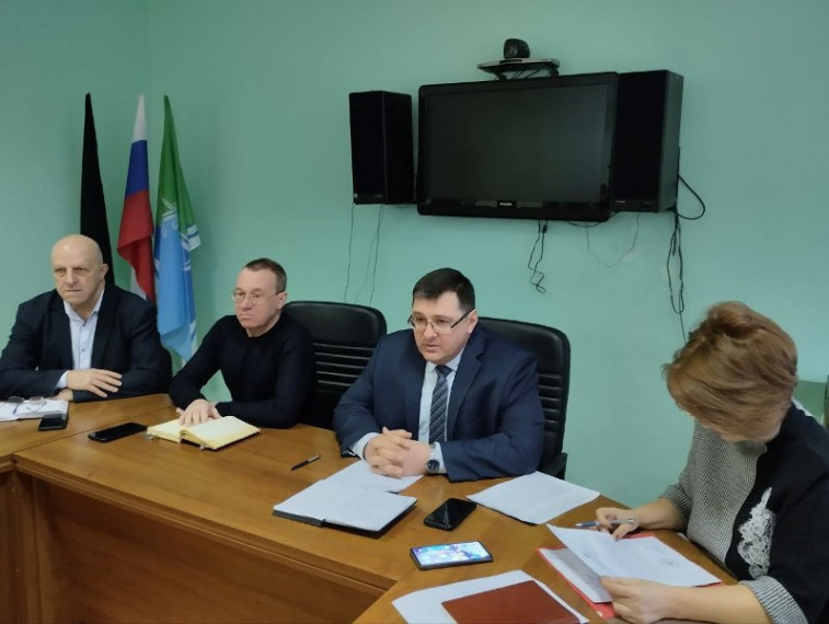 Аппаратное совещание. Аппаратное совещание.